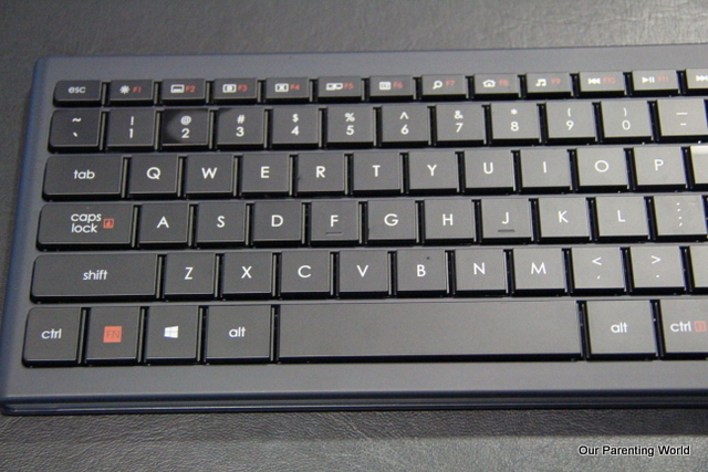 Logitech Keyboard 4