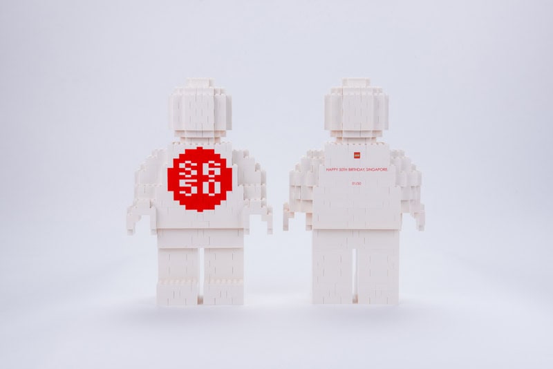 LEGO SG50 MEGA MINIFIGURE_2