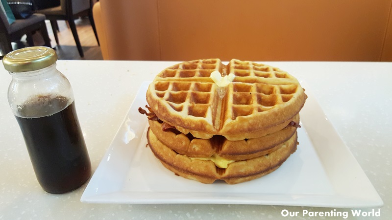 O’Coffee Club at Paragon Waffle Stacker