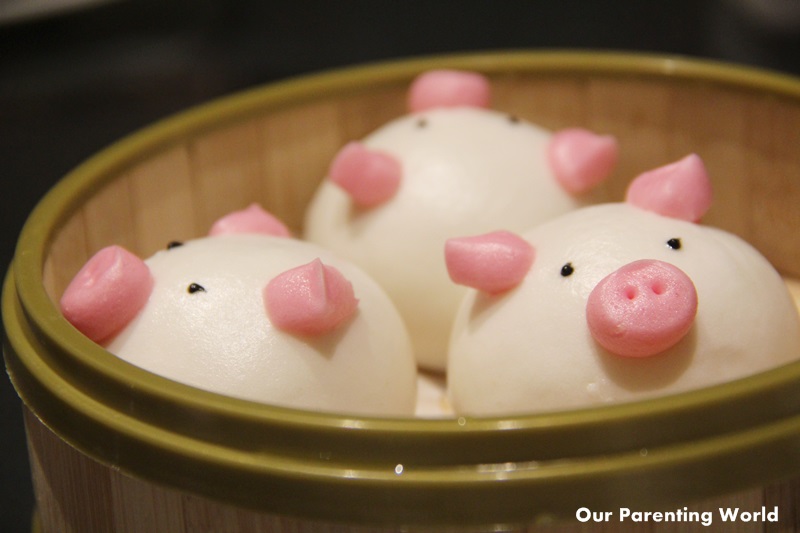 Paradise Teochew Restaurant Steamed Custard Bun in Piggy Shape