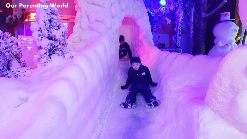 snow-city-singapore-2