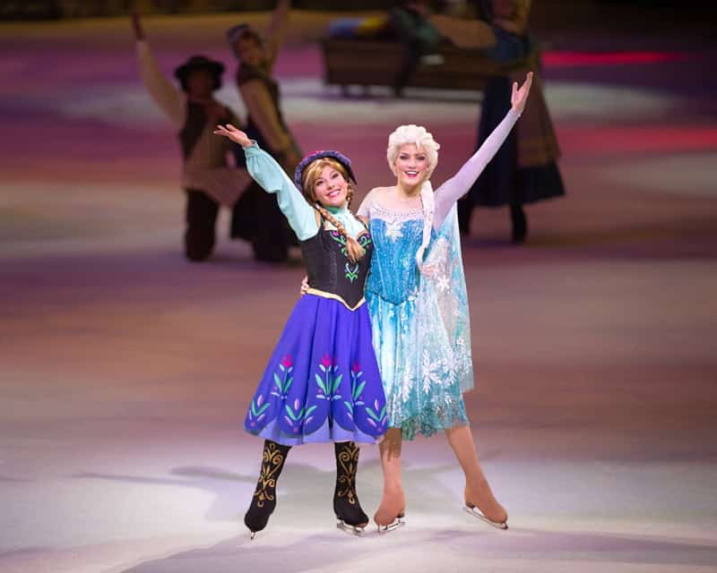 The Wonderful World of Disney On Ice - Anna & Elsa