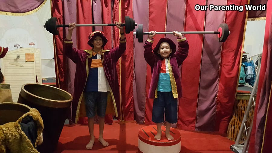 Circus Science Under The Big Top Science Centre