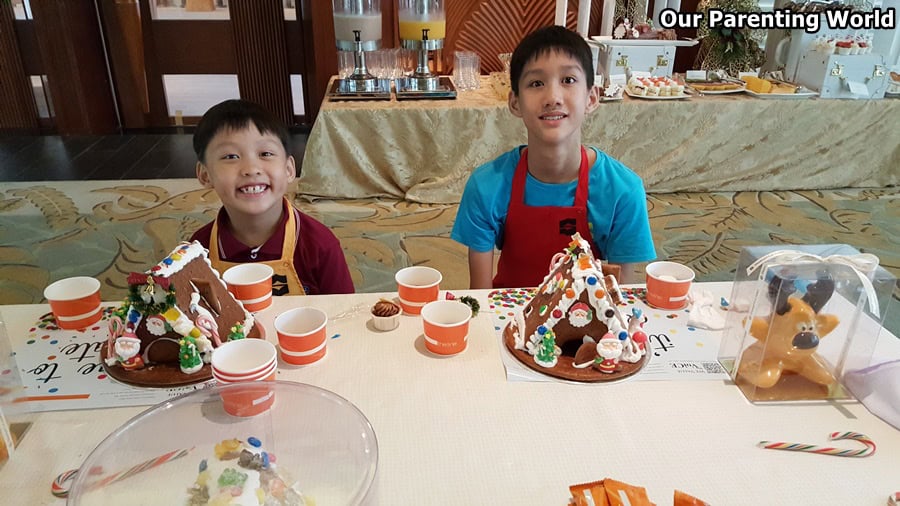 Shangri La Gingerbread House Workshop 8