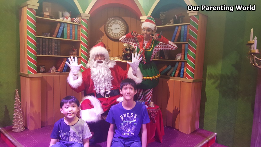 A Universal Christmas Universal Studios Singapore 8