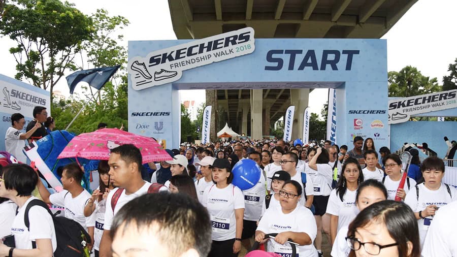 Skechers cheap walk 2019